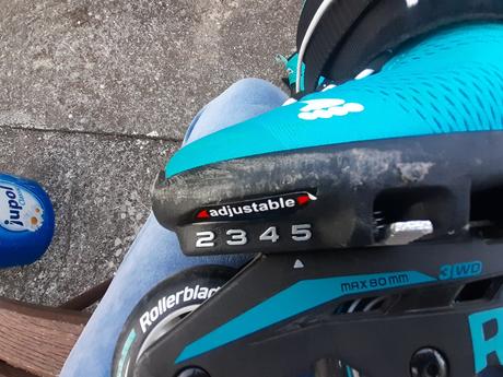 Korčule kolieskove nastaviteľné, rollerblade,33