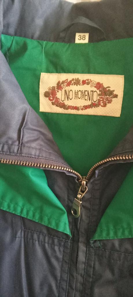 Krásna prechodná bunda, 38