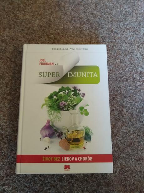 Superimunita kniha, 