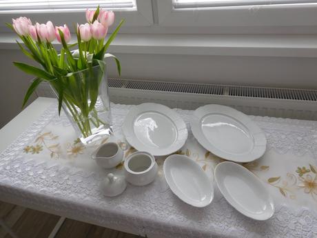 Tanier oval 2x +mliekovník+cukorníčka+tanierik 2x, 