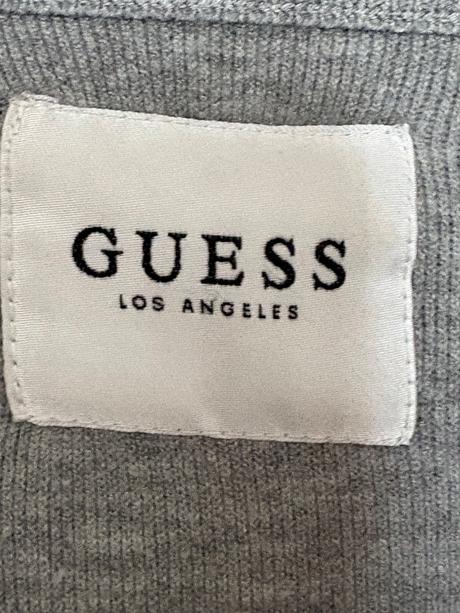 Sveter guess, guess,40
