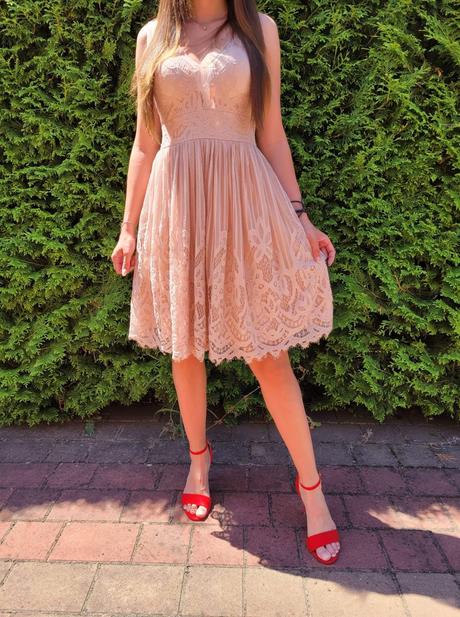 Dámske spoločenské šaty, m