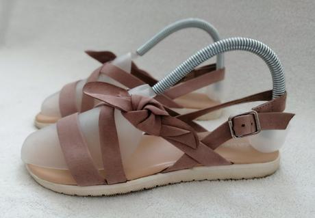 Pekné sandálky, deichmann,36