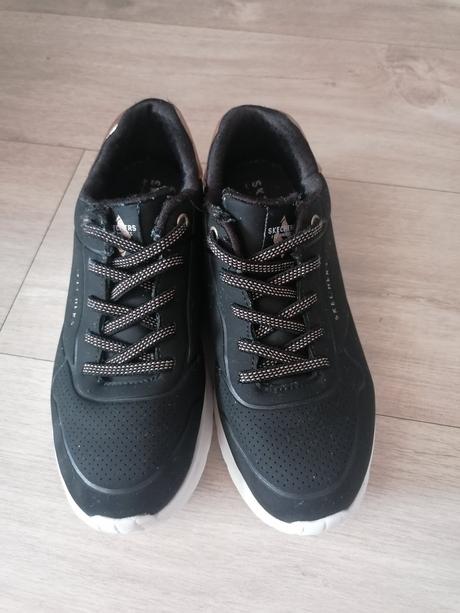 Sketcher 35, skechers,35