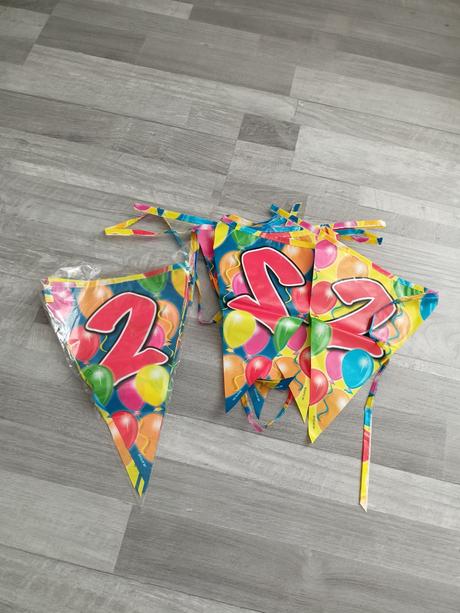 Girlanda 2 roky, 