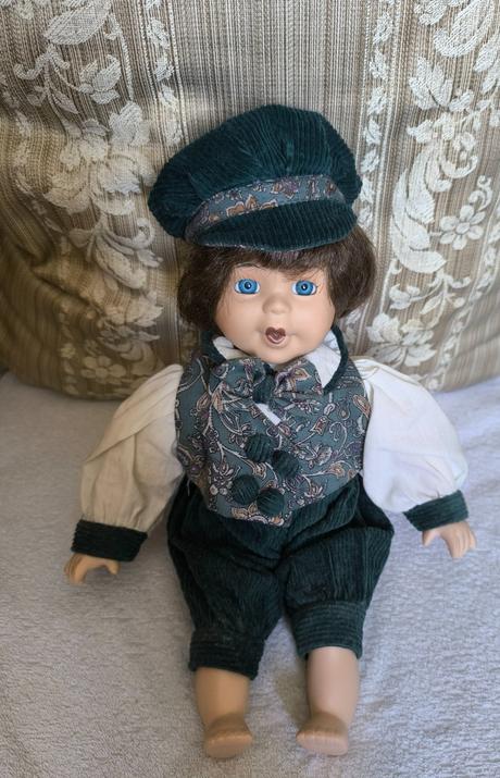 Porcelánová bábika,