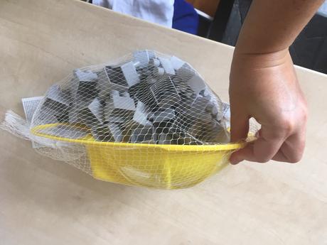 Stavebnica + prilba, 