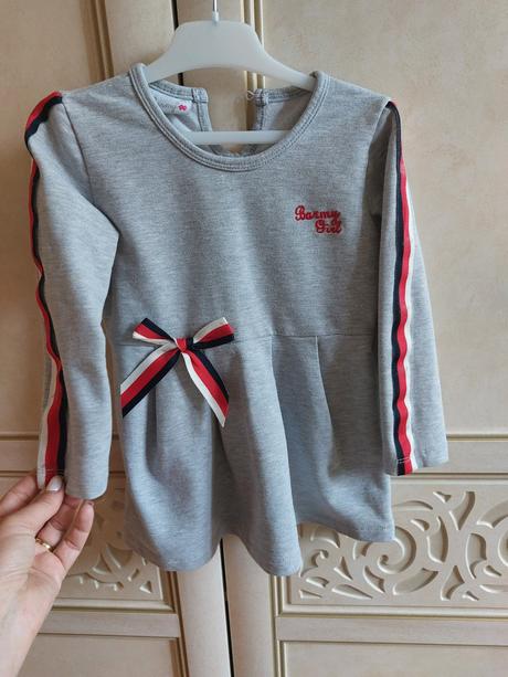 Saticky s maslickou, 98