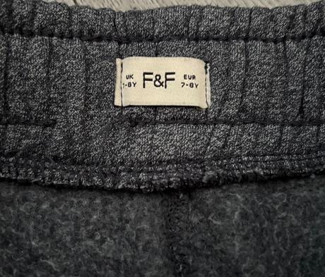 2x tepláky veľ. 128, f&f,128