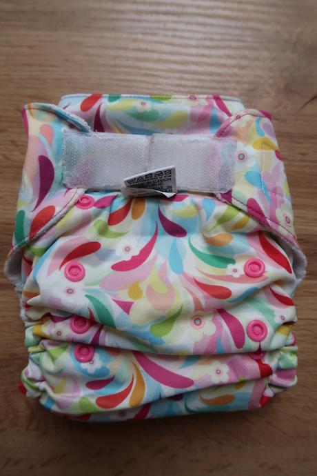 Kapsová plenka aio - floral, majab