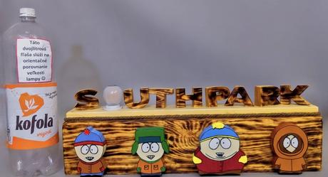Southpark drevená lampa,