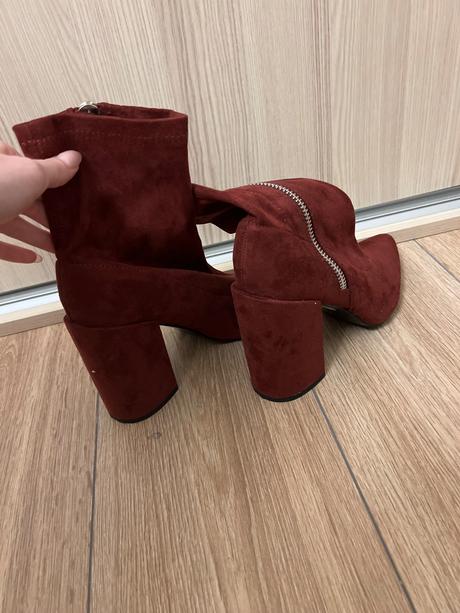 Semišove bordove čižmy answear 40, 40