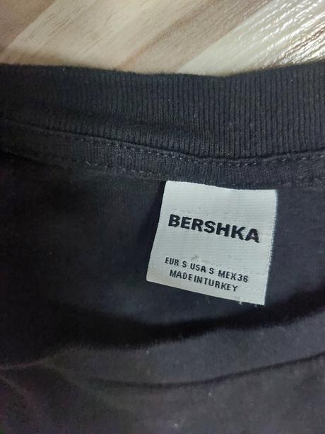 Bershka tricko, bershka,s