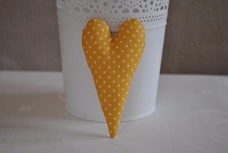 Srdiečka a vtáčiky na dekoráciu,