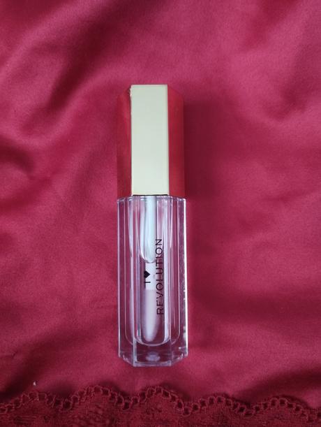 Srdieckovy lesk na pery revolution,