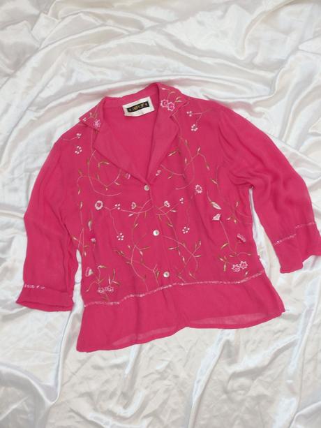 Velmi peknaa bluzka, 42