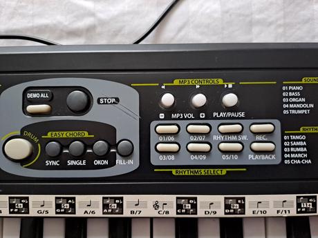 Digitálne klávesy bontempi 15 3780, 