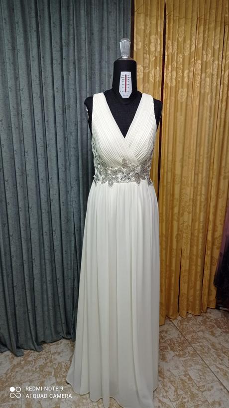 Spoločenské, svadobné saty, 38