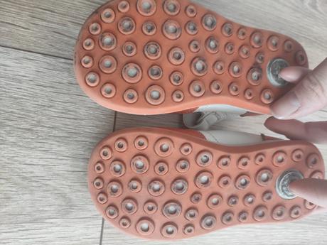 Jarné topanocky vo veľmi dobrom stave, 23