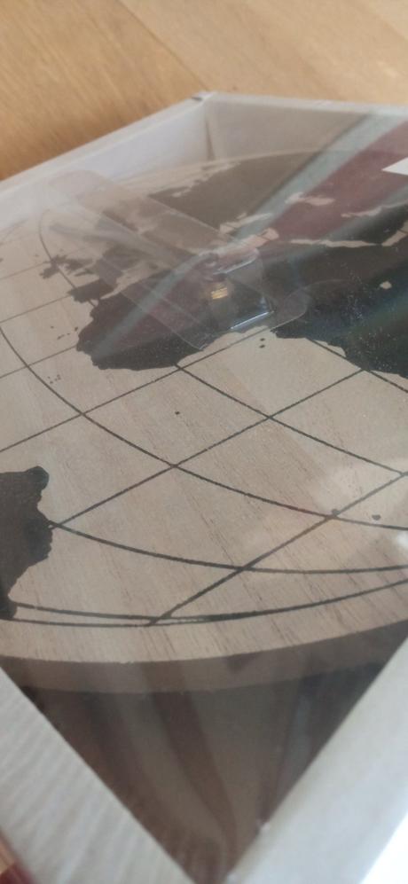 Drevené hodiny zemeguľa/ mapa sveta, 