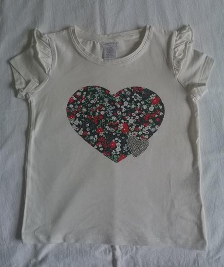 Off-white tričko s kvietkovým srdiečkom, lindex,104