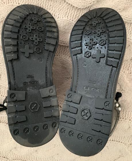 Prechodné lakované čižmy geox č. 39, geox,39