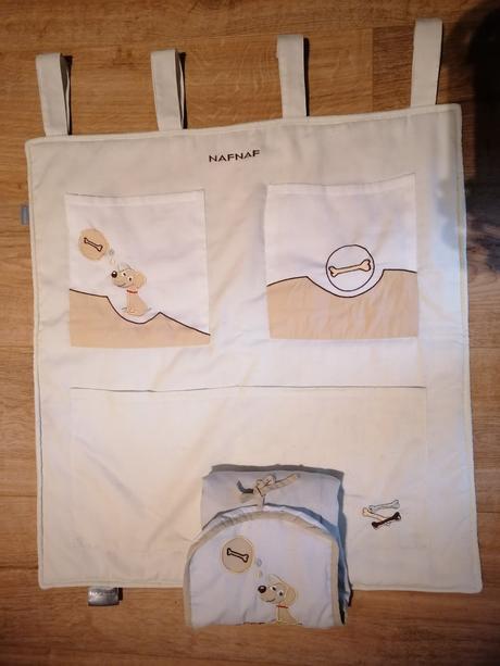 Vreckár naf naf a prebalovacia podložka,