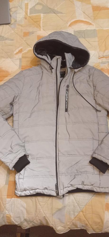 Zimná reflexná bunda, chapter young,s