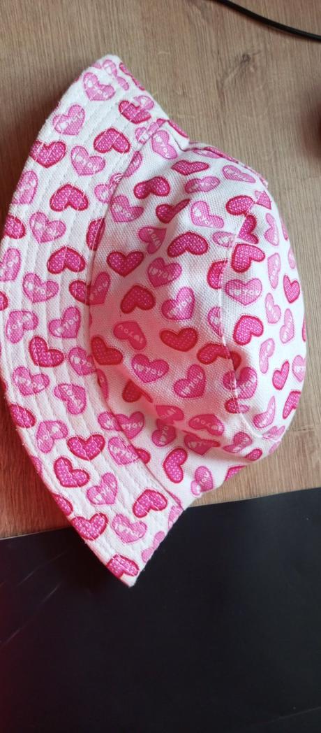 Obojstranný klobúčik, h&m