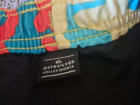 Bombastické prenádherné plavky, quiksilver,146