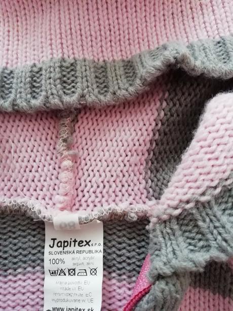 Krásny svetrík, japitex,68