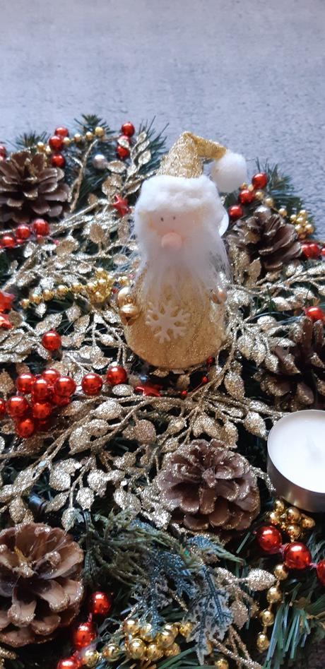 Predám adventný veniec, 