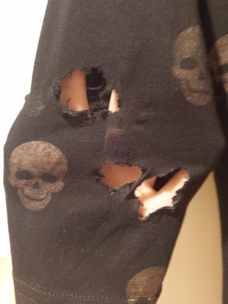 Tričko s lebkami., s