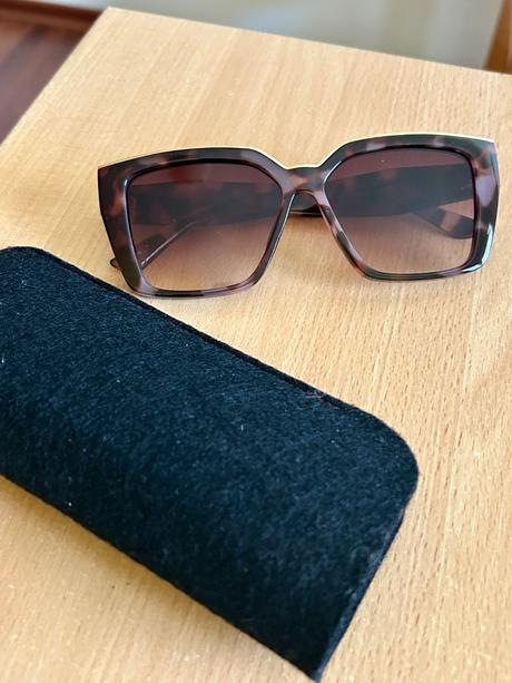 Slnečné hnedé okuliare zn.jones new york, 