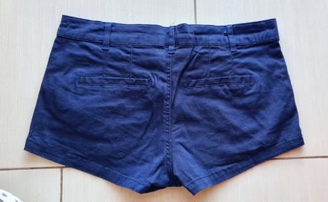 Modre elegantne kratase, gate,36