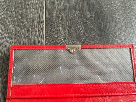 Dámska peňaženka,