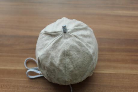 Detská čiapka, <50