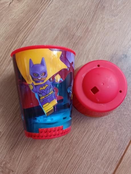 Plastovy pohar lego batman, 