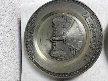 4 cinove taniere 3d s motivom hrad hrady znacene c,