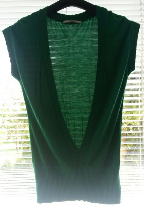 Dlhsi top / tricko / tunika - velky vystrih, bershka,s