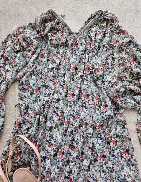 Pekné lahulinké šaty mango, mango,m