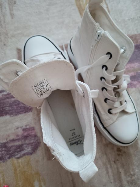 Tenisky, reserved,37