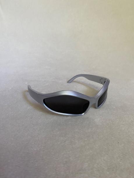 Mimozemské slnečné okuliare,