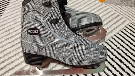 Damske korcule roces, 38