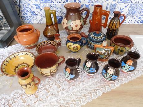 Keramika  farebná rozna, 