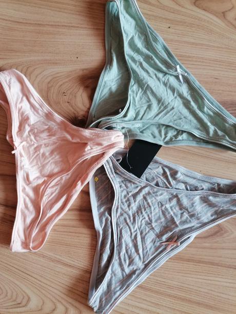 Nohavičky, esmara,s