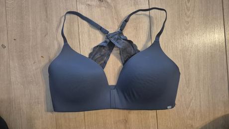 Podprsenka skiny 75b, skiny,75b