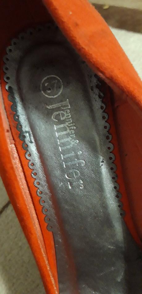 Červene lodicky 37, jennifer&jennifer,37