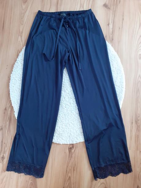 Moderne siroke nohavice, secret possessions,s