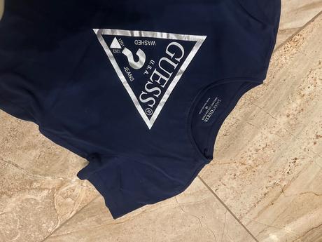 Guess tricko, guess,xs